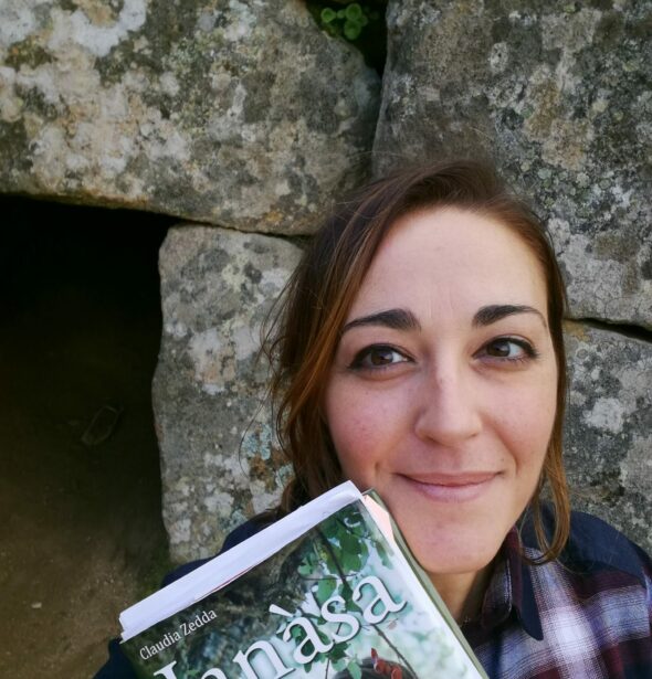 Janàsa di Claudia Zedda Janàsa a Cabras con la Fondazione Monte ‘e Prama